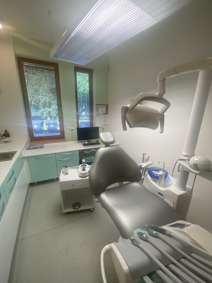 Dentální hygienistka/hygienista Dentální hygienistka/hygienista