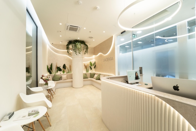 Zubní instrumentářka Praha 7 Zubní instrumentářka Praha 7