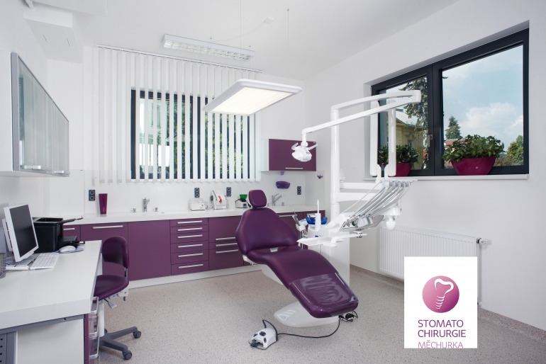 Zubní sestra/instrumentářka Zubní sestra/instrumentářka