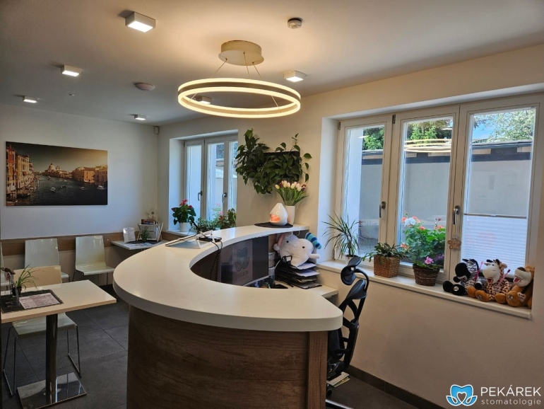 Přijmeme do rodinného týmu zubního lékaře/lékařku 