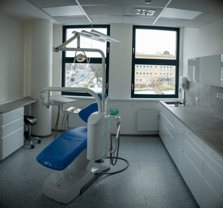 ZLÍN - Vynikající podmínky pro dentální hygienistku