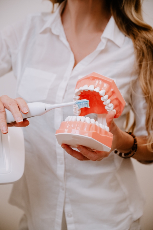 Dentální hygienista Dentální hygienista
