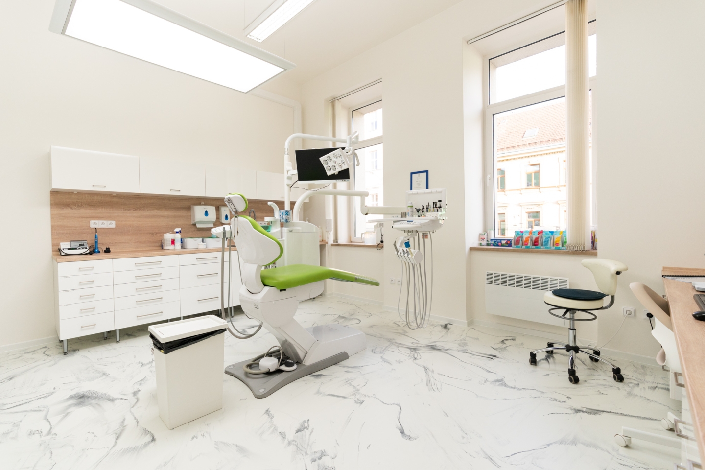 Hledá se zubní lékař do Brna - Dentino Clinic