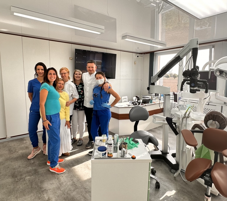Dentální Hygienistku na plný nebo částečný úvazek nebo DPP