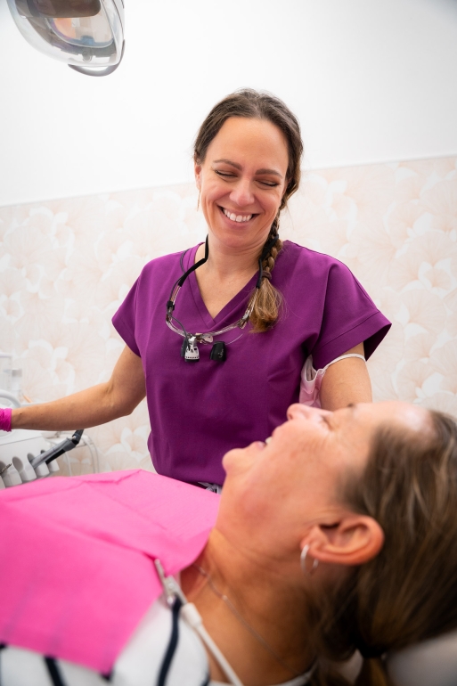 Stomatolog/Ortodont Praha - Buďte součástí týmu KissDent!