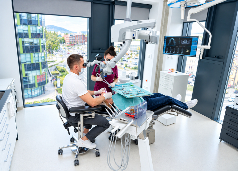 Stomatológ do modernej kliniky v Košiciach Stomatológ do modernej kliniky v Košiciach