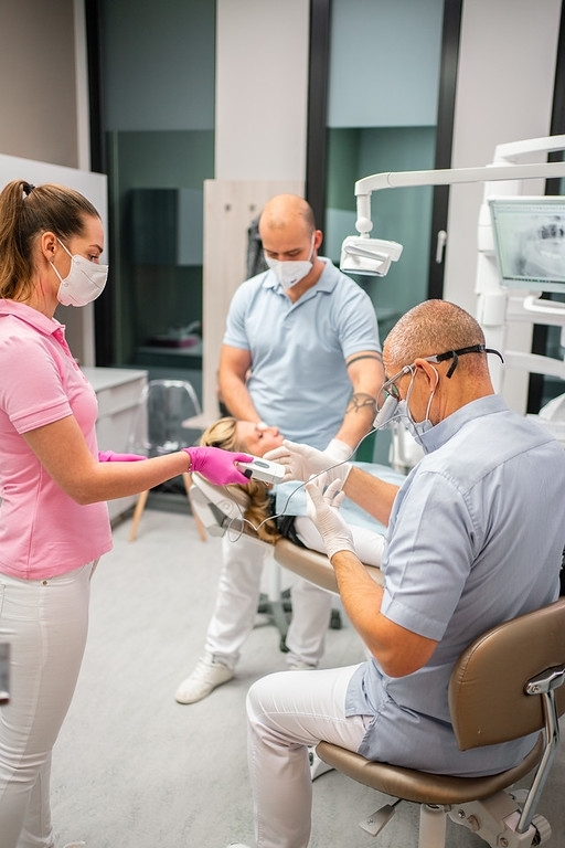 Hledáme zkušeného stomatolog s praxí