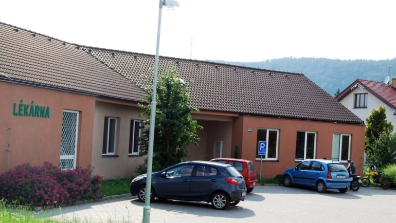 Obec Vrané nad Vltavou hledá zubního lékaře / lékařku