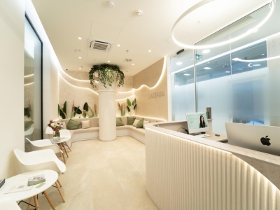 Zubní instrumentářka Praha 7