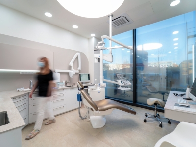 Zubní instrumentářka Praha 7