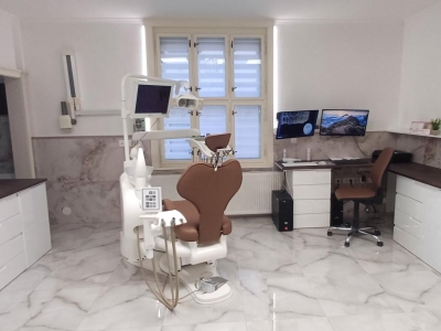 Zubní lékař do nové ordinace