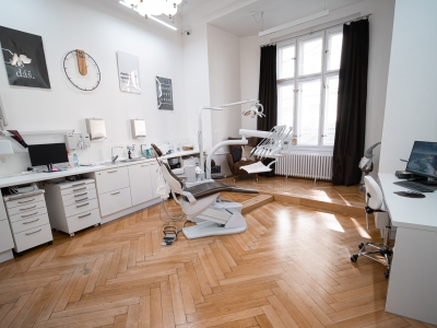 Stomatolog/Ortodont Praha - Buďte součástí týmu KissDent!