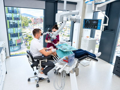Stomatológ do modernej kliniky v Košiciach